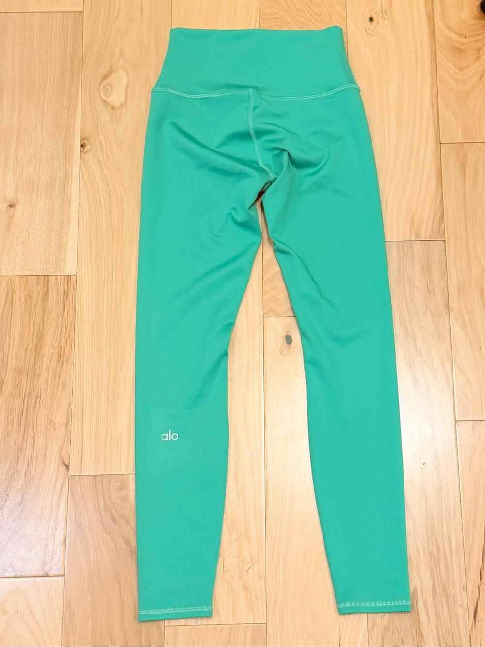 LIKE NEW Alo Yoga Women’s High Waist Airlift Leggings Tights